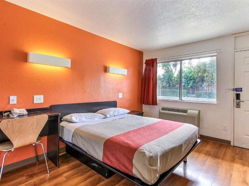 Park Inn By Radisson, Санта Клара Экстерьер фото