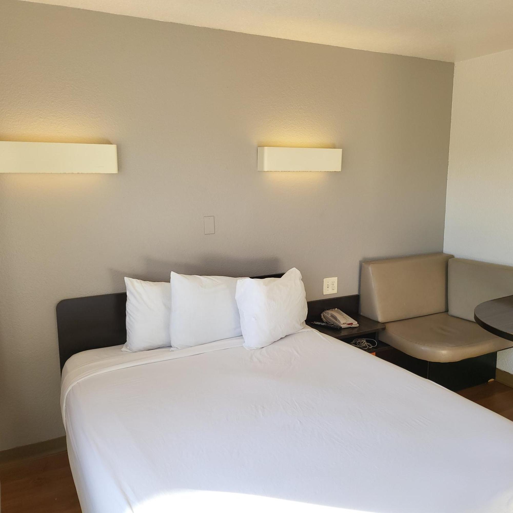 Park Inn By Radisson, Санта Клара Экстерьер фото